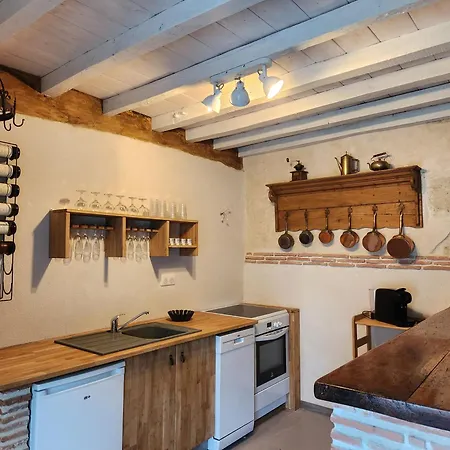 Gite Sous Les Pins La Grange A Deux * Giscos