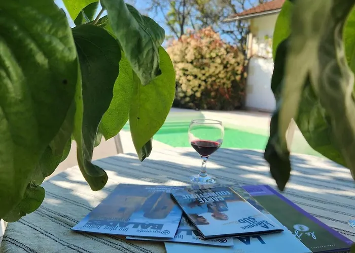 Nyaraló Gite Sous Les Pins La Grange A Deux